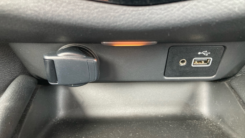 Nissan Juke 1.6 Hybrid N-Connecta 5dr Auto Hybrid Hatchback
